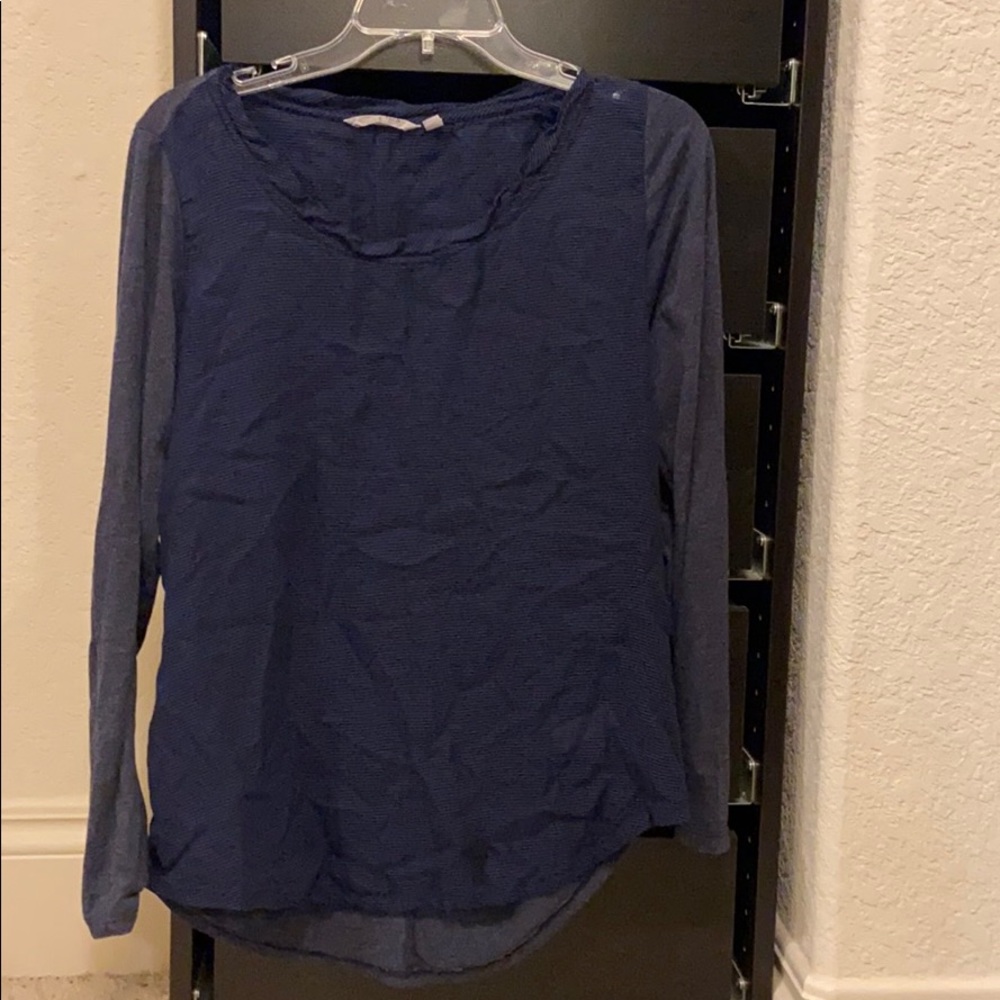 Athleta long sleeve shirt